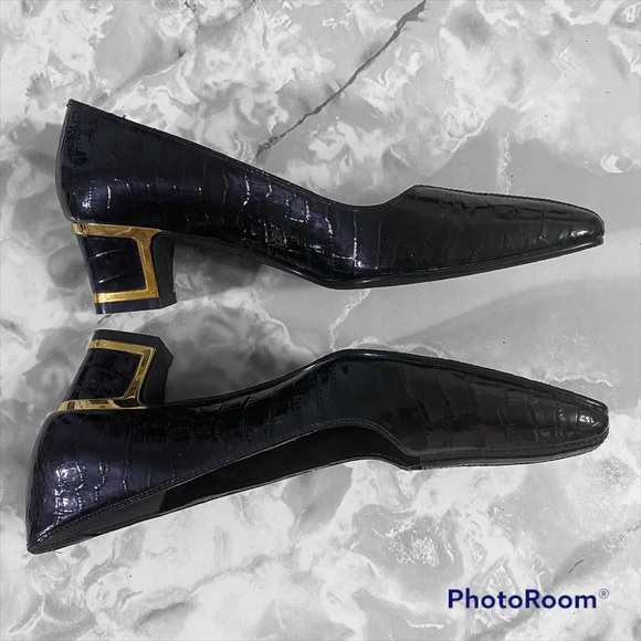 J. Renee Black Reptile Skin Patterned Shoes - Picture 6 of 9